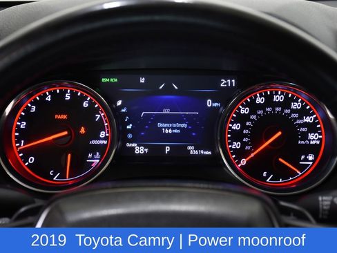 Used 2019 Toyota Camry XSE FWD image 13