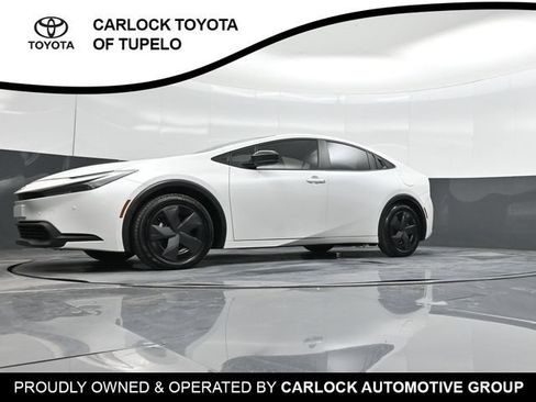 Used 2026 Toyota Prius LE FWD image 49