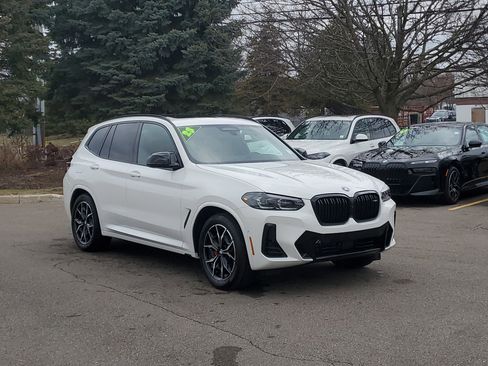 Certified 2023 BMW X3 M40i image 4