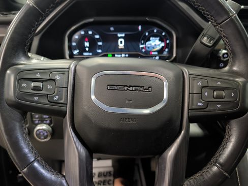 Used 2024 GMC Sierra 3500 Denali Ultimate AWD/4WD image 11