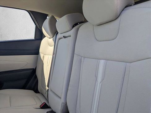 New 2026 Hyundai Tucson SEL image 17