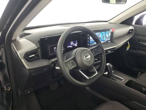 New 2026 Nissan Kicks SV w/ Cold Weather Package FWD image 13