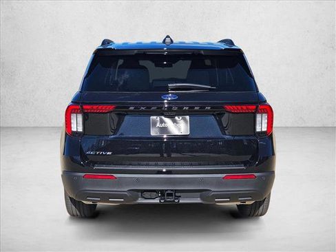 New 2026 Ford Explorer Active image 8