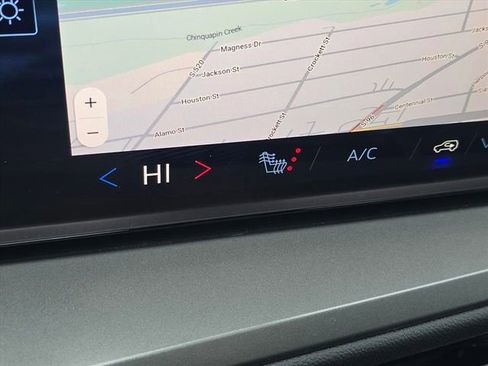 New 2026 Chevrolet Traverse LT w/ Driver Confidence Package image 26