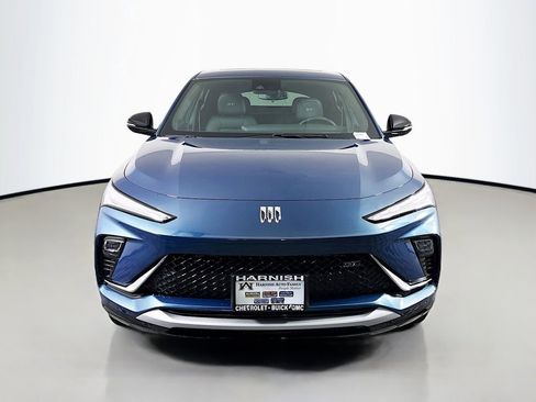 New 2025 Buick Envista Sport Touring w/ Convenience I Package image 2