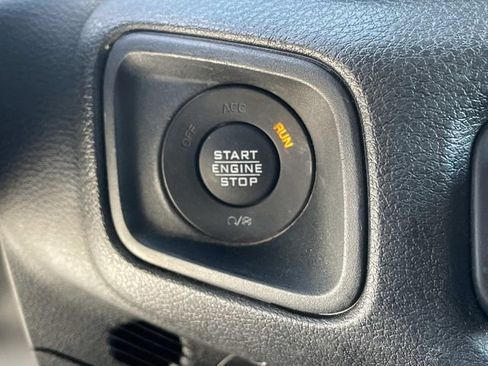 Used 2024 Jeep Wrangler Unlimited Sport AWD/4WD image 17