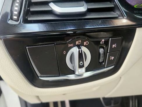 Used 2023 BMW 530i w/ M Sport Package RWD image 34