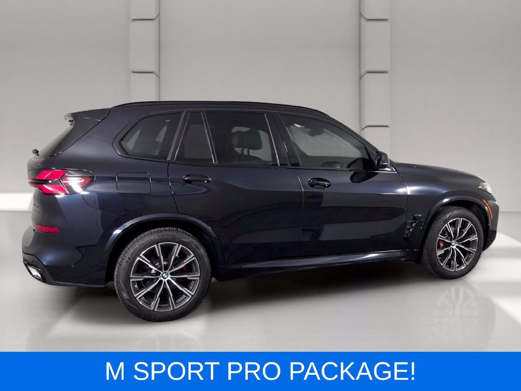 Used 2026 BMW X5 sDrive40i w/ M Sport Package RWD image 4