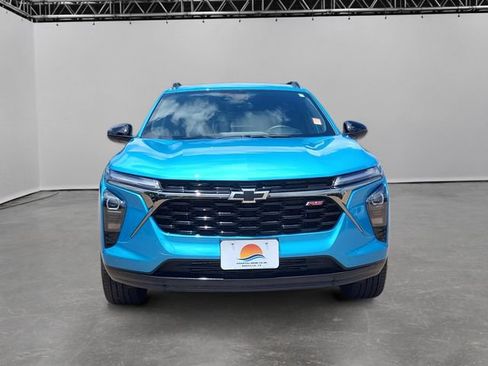 Used 2026 Chevrolet Trax RS w/ Sunroof Package FWD image 2