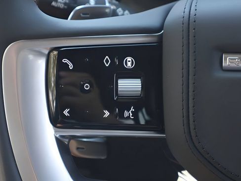 New 2026 Land Rover Range Rover SE AWD/4WD image 19
