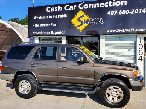 Used 1998 Toyota 4Runner SR5 AWD/4WD image 5