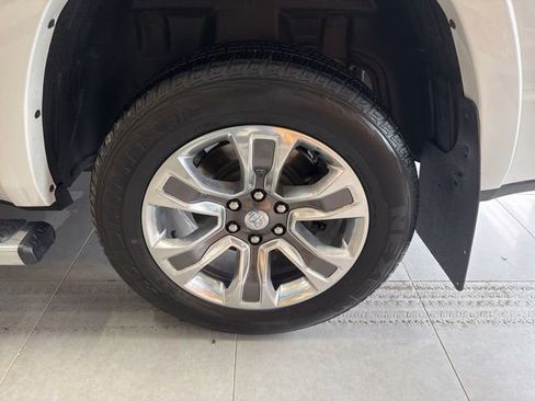 Used 2024 RAM 1500 Limited AWD/4WD image 15