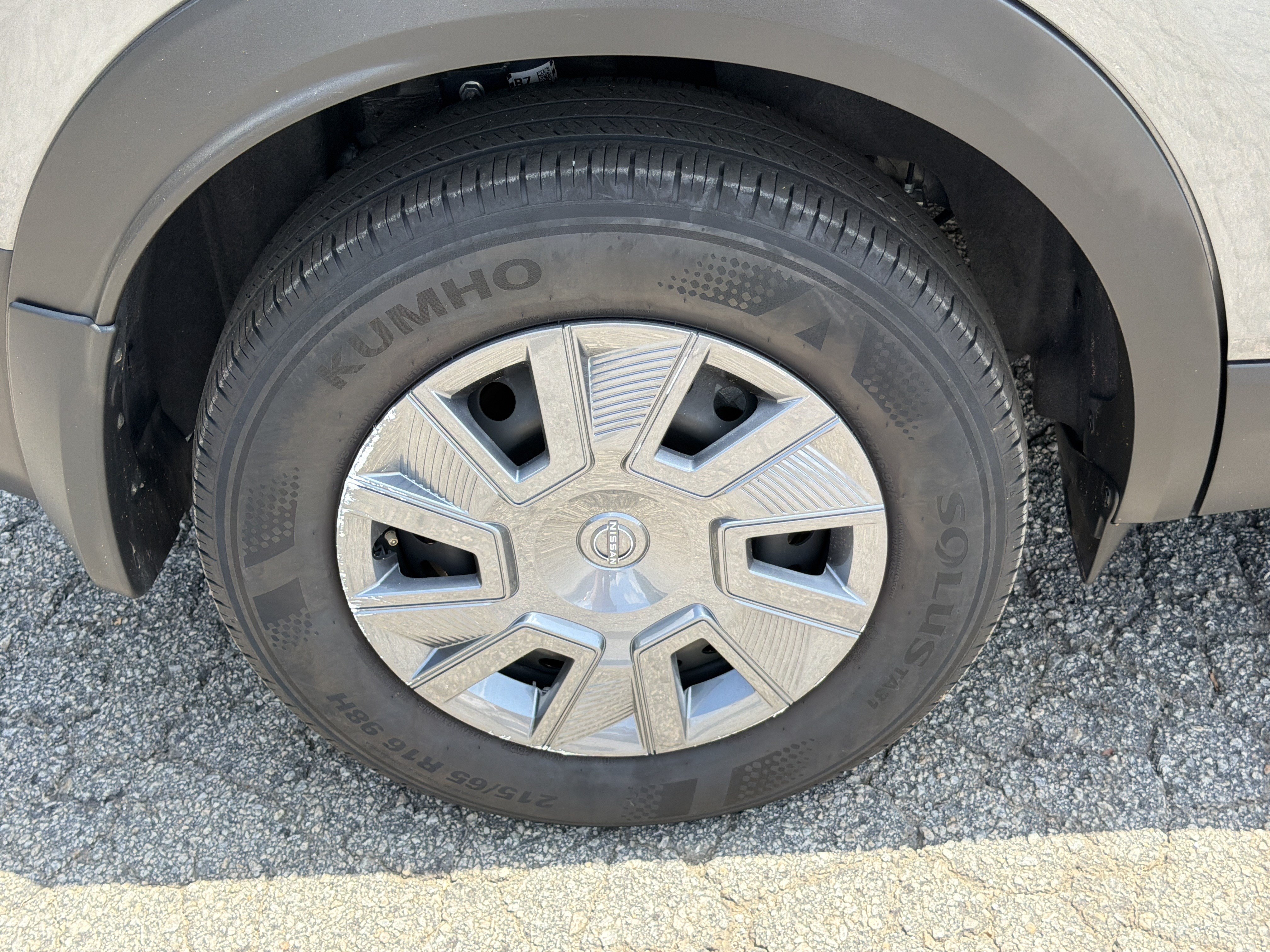 Used 2025 Nissan Kicks S AWD/4WD image 17