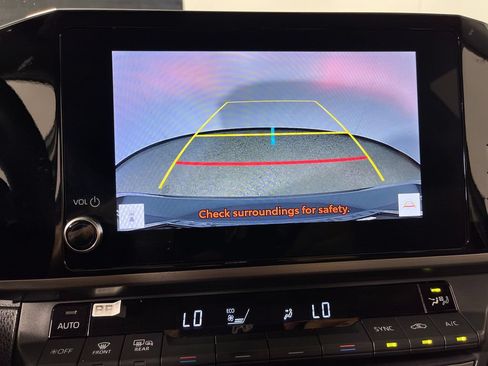 Used 2025 Toyota Camry LE FWD image 21
