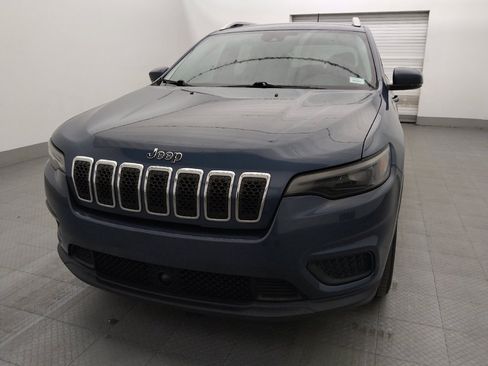 Used 2021 Jeep Cherokee Latitude w/ Mopar Interior Package FWD image 15