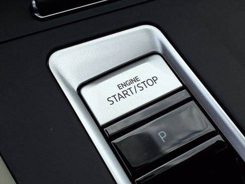 New 2026 Volkswagen Atlas SE image 19