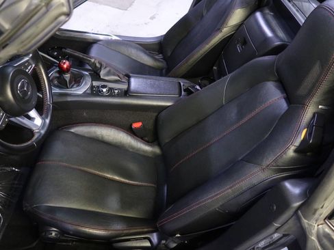 Used 2018 MAZDA MX-5 Miata RF Club w/ Brembo/BBS Package RWD image 15
