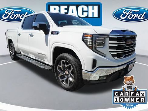 Used 2025 GMC Sierra 1500 SLT w/ SLT Premium Plus Package AWD/4WD image 1