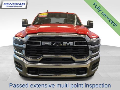 Certified 2026 RAM 2500 Big Horn AWD/4WD image 3