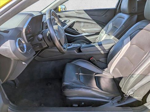 Used 2016 Chevrolet Camaro LT image 18