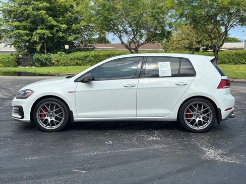 Used 2018 Volkswagen GTI SE w/ SE Leather Package FWD image 4