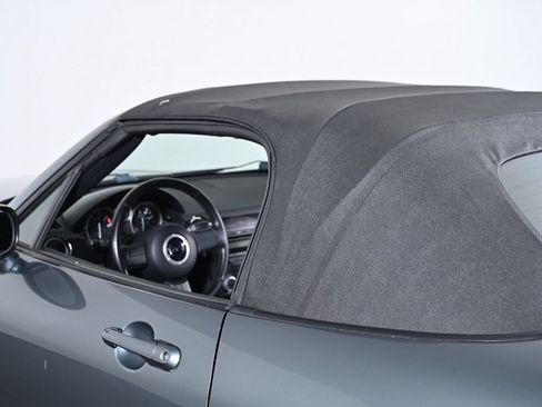 Used 2013 MAZDA MX-5 Miata Sport RWD image 16