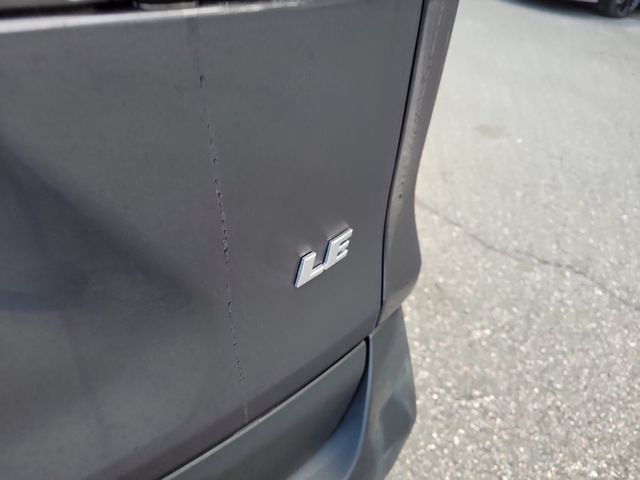 Used 2025 Toyota RAV4 LE FWD image 7