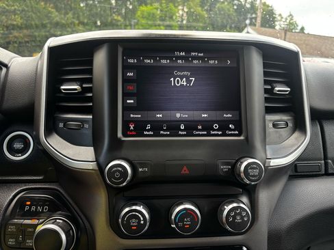 Used 2020 RAM 1500 Big Horn AWD/4WD image 15