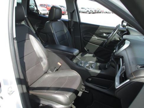 Used 2019 GMC Terrain SLT w/ Preferred Package image 23