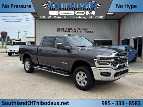 Used 2026 RAM 2500 Big Horn AWD/4WD image 1