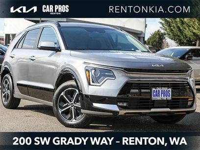 New 2025 Kia Niro SX