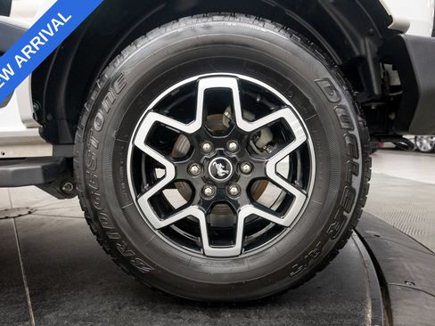 Used 2024 Ford Bronco Outer Banks AWD/4WD image 34