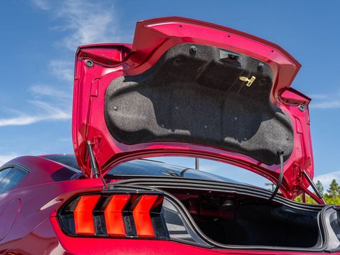 Used 2025 Ford Mustang Coupe RWD image 16