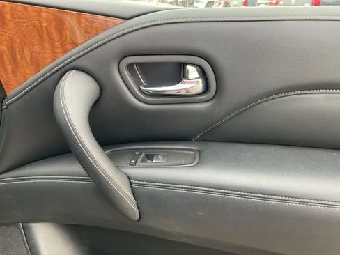 Used 2019 INFINITI QX80 Luxe w/ Proassist Package AWD/4WD image 24