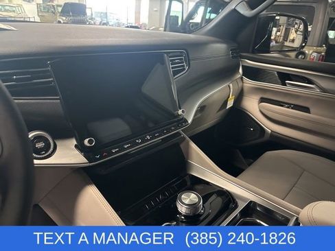 New 2026 Jeep Grand Wagoneer Limited image 15