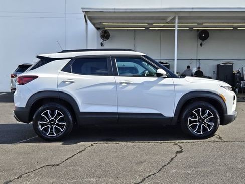 Certified 2021 Chevrolet TrailBlazer ACTIV w/ Sun and Liftgate Package image 6