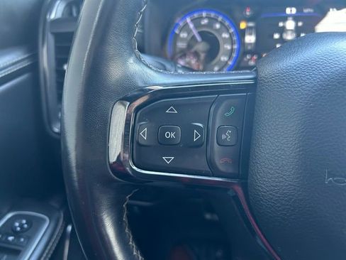 Used 2022 RAM 1500 Limited w/ Body-Colour Bumper Group image 26