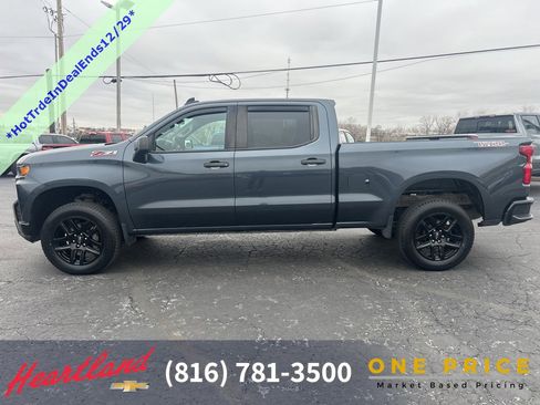 Used 2021 Chevrolet Silverado 1500 Custom Trail Boss w/ LPO, Dark Essentials Package image 8