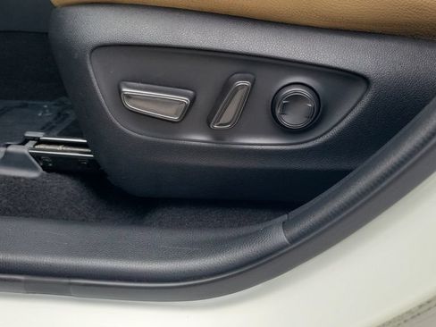Certified 2021 Toyota RAV4 XLE FWD image 16