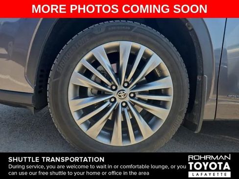Used 2020 Toyota Highlander Platinum AWD/4WD image 6