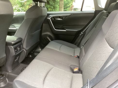 Used 2023 Toyota RAV4 AWD Hybrid image 4
