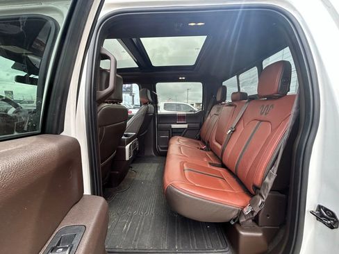 Used 2019 Ford F150 King Ranch w/ Equipment Group 601A Luxury AWD/4WD image 8