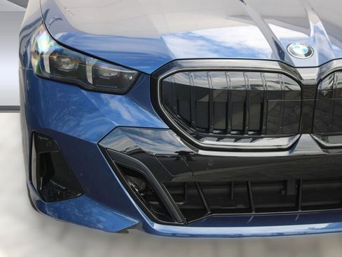 New 2026 BMW 530i w/ M Sport Package image 11