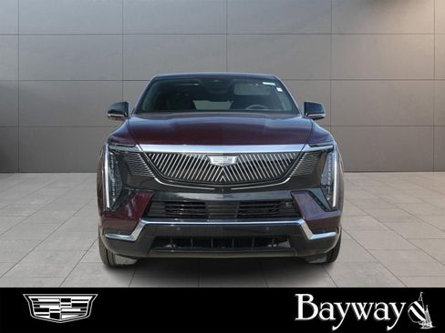 New 2025 Cadillac Escalade IQ Luxury 2 image 3