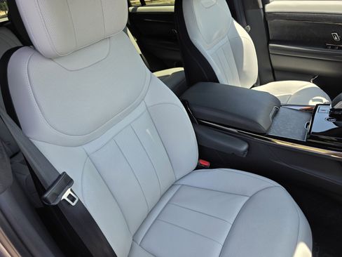 Used 2025 Land Rover Range Rover Sport Autobiography AWD/4WD image 26