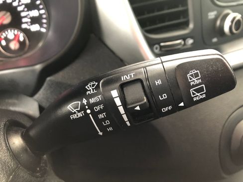 Used 2018 Kia Sorento L FWD image 32