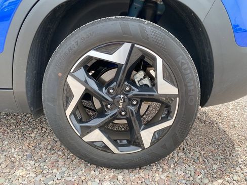 Used 2025 Kia Seltos S FWD image 5