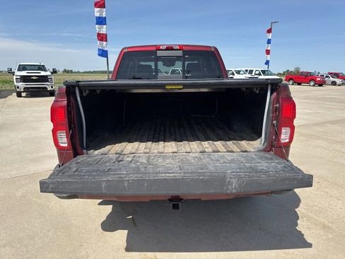 Used 2017 Chevrolet Silverado 1500 High Country AWD/4WD image 7