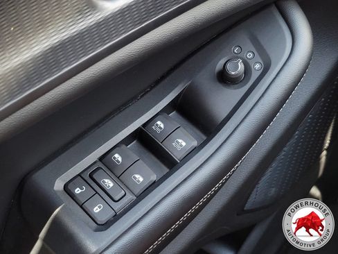 Used 2023 Jeep Grand Cherokee L Laredo AWD/4WD image 27