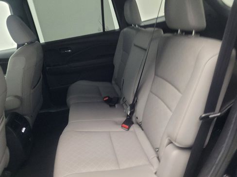 Used 2019 Honda Passport Touring image 18